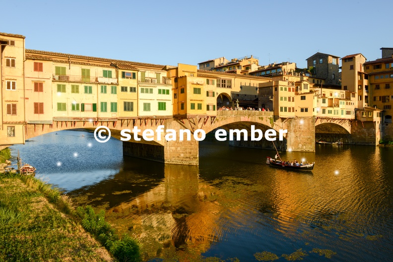 Famous bridge of Ponte Vecchio in Florence