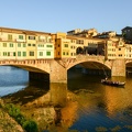 Famous_bridge_of_Ponte_Vecchio_in_Florence.jpg