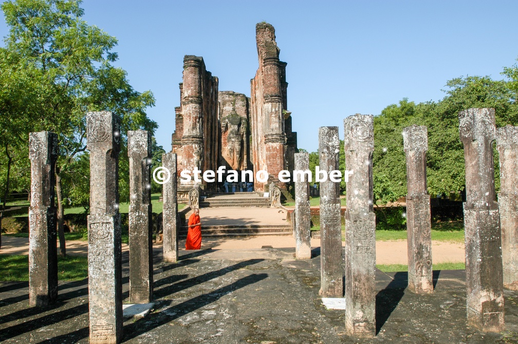 Lankatilanka temple of Polonnaruwa ruin world heritage 