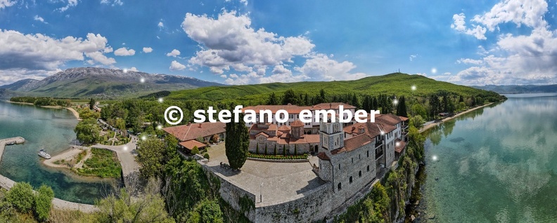 The_monastery_of_Saint_Naum_on_Macedonia.jpg