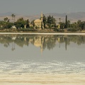Hala_Sultan_Tekke_mosquee_on_the_salt_lake_of_Larnaca.jpg