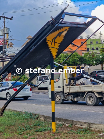 Road_sign_destroyed_by_Hurricane_Melissa_in_Montego_Bay.jpg
