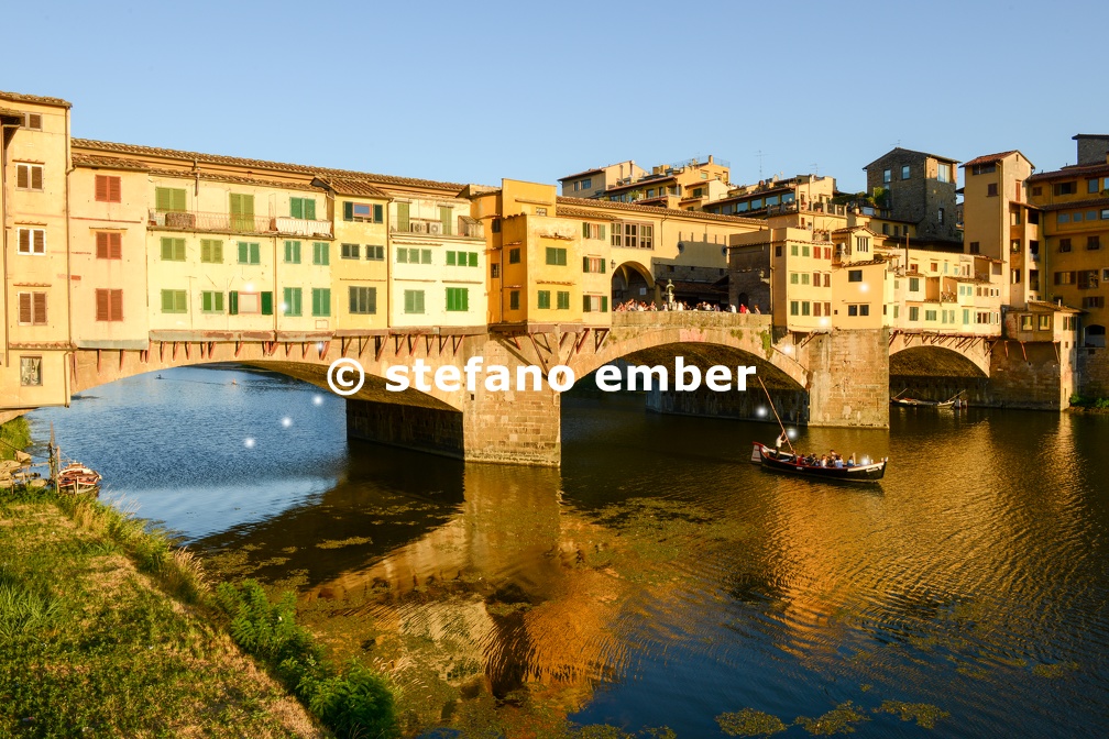 Famous bridge of Ponte Vecchio in Florence
